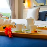 Vibe Phuket Bangtao 702